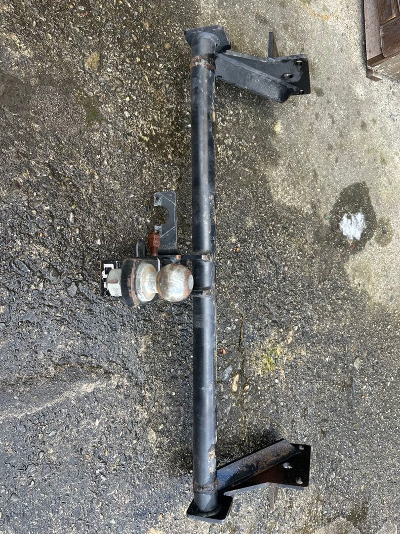 ハイエースナロー、ヒッチメンバー 穴あけ不要！ハイエース200系 標準ボディ ヒッチメンバー GDH TRH KDH