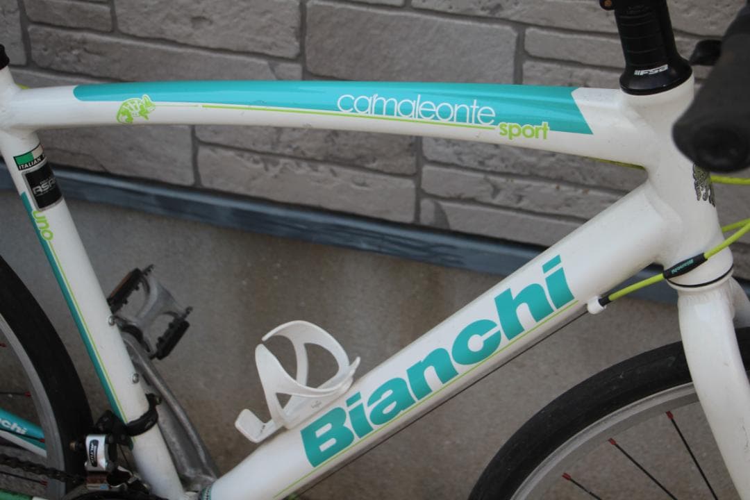 引き取り限定♪人気のビアンキ♪カメレオンテ♪SPORTS♪通勤通学など新生活に♪