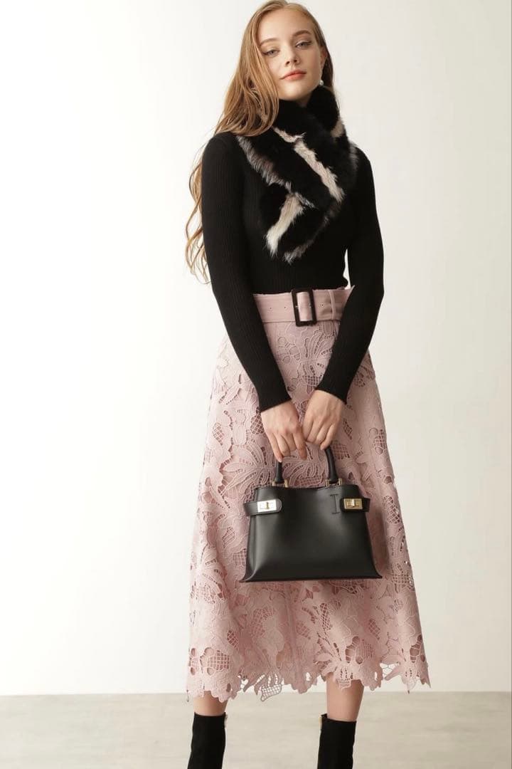 ピンキーアンドダイアン◇フラワーケミカルレースフレアスカート 38