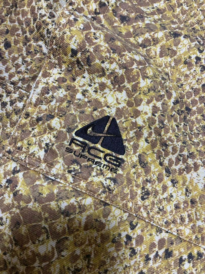 Supreme 別注 ナイキ ACG コラボ パイソン スネーク ワークパ