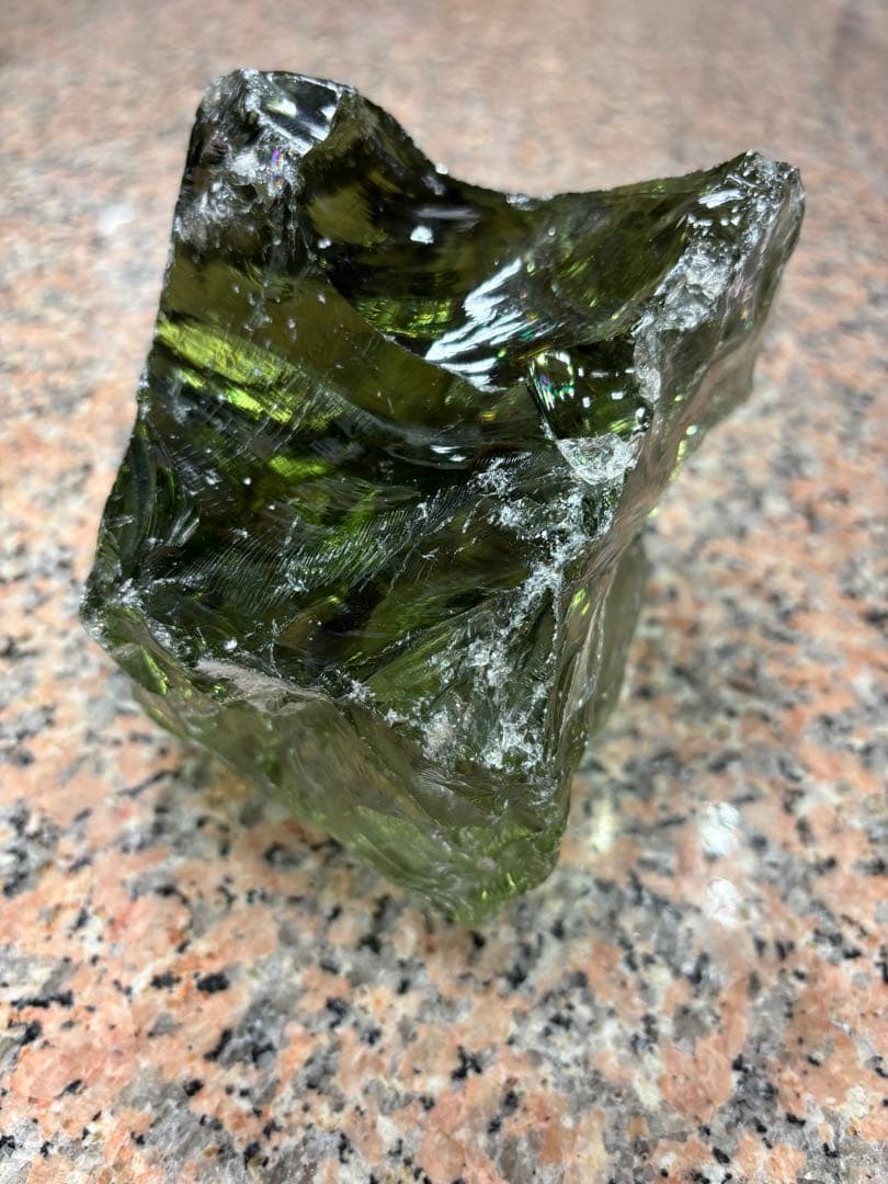 火山ガラス　天然ガラス　モルダバイトカラー　3.7kg インドネシア産　天然石