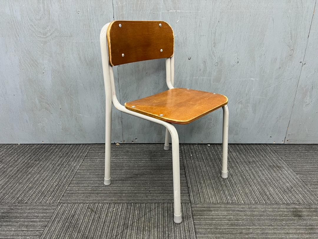 417◇自社便対応地域あり◇コクヨ製◇学童机・椅子4組(