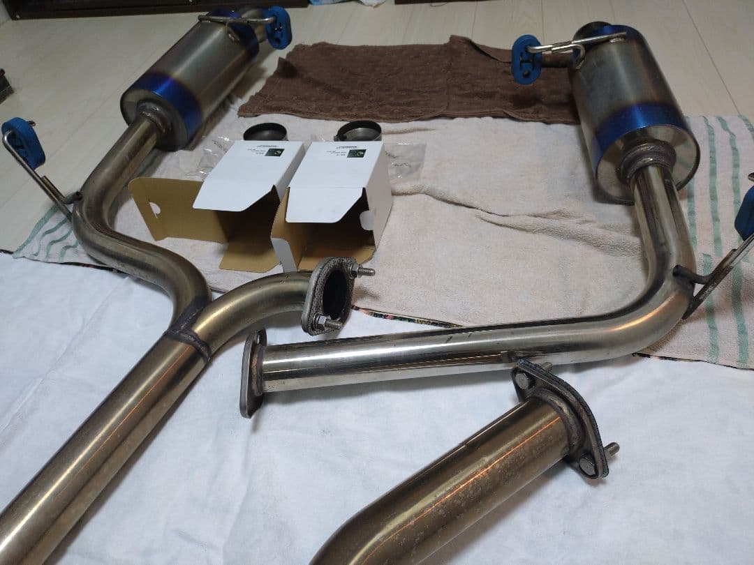 アコードCL7 J'S RACING R304 SUS エキゾーストデュアル - メルカリ