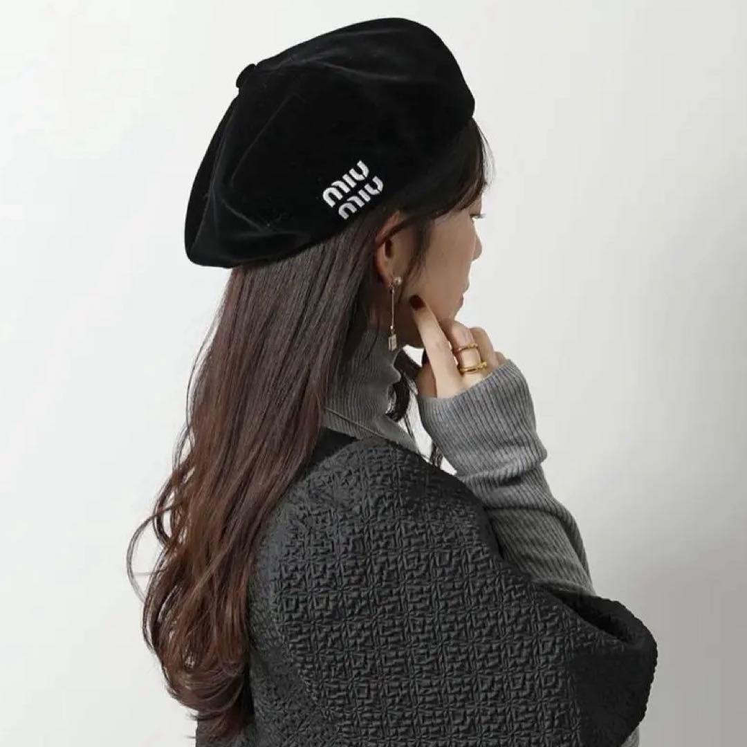 【人気】【希少価値】miu miu ベレー帽 黒 ベルベット miu miu（ミュウミュウ） ベレー帽 5HC075 068 レディース ベルベット