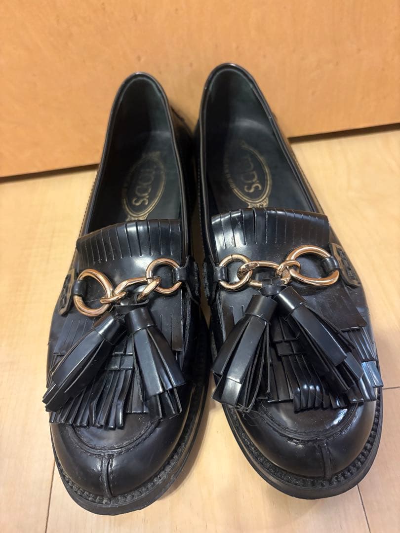 TOD'S ブラック タッセルローファー　38 中古・古着通販】TOD'S (トッズ) ダブルTタッセルローファー ブラック