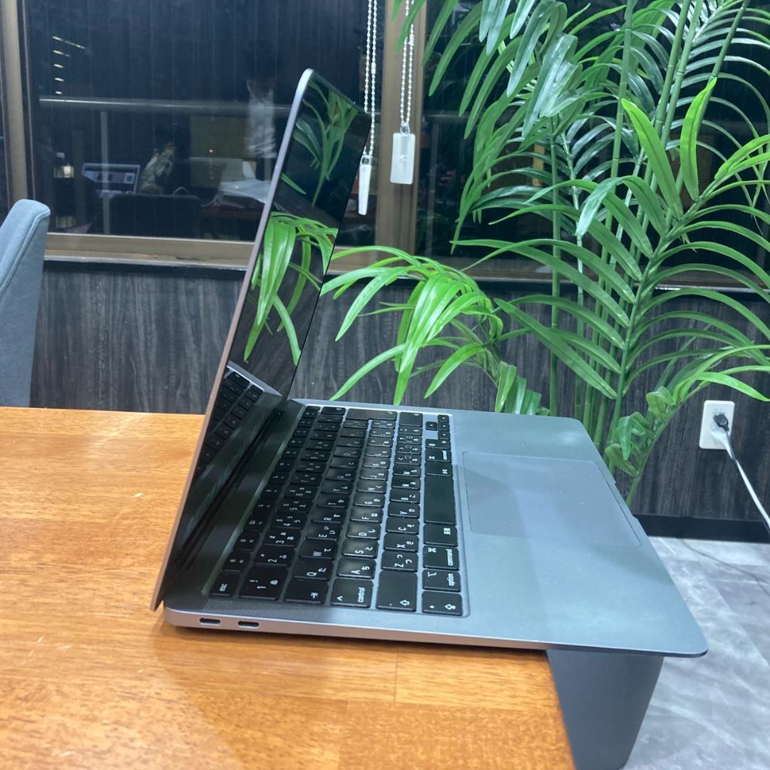 MacBook Air 2020 M1 8GB 256GB スペースグレイ