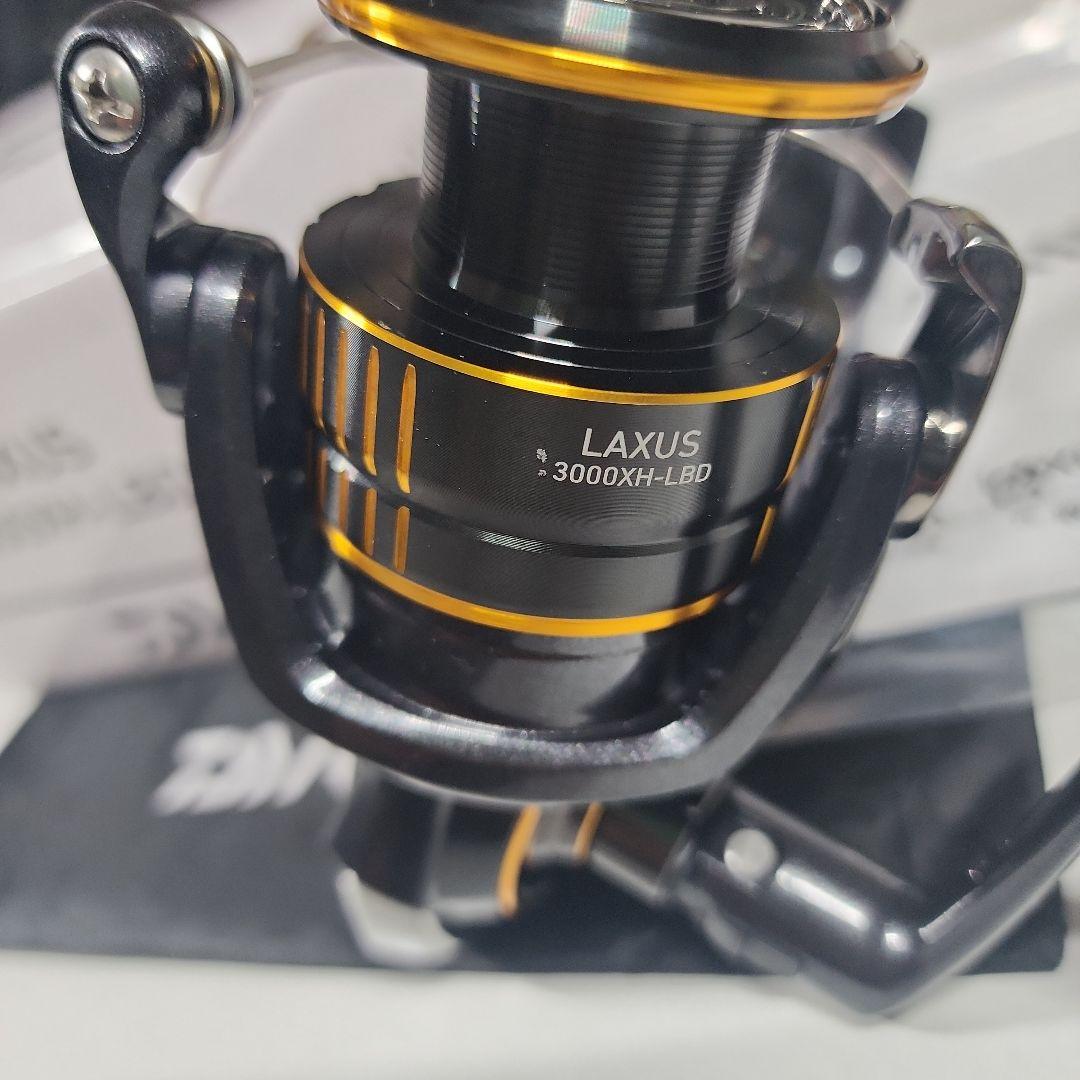 DAIWA ラグザス 3000XH-LBD スピニングリール 傷あり ダイワ
