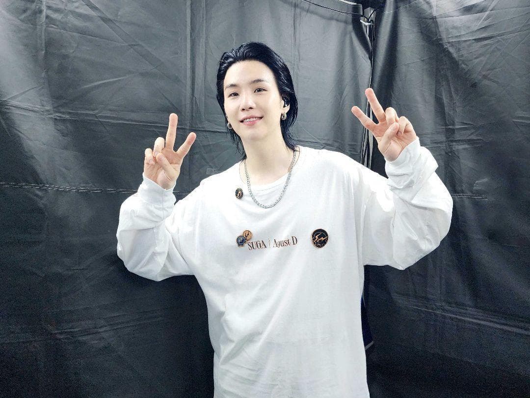 アメリカ限定 BTS ユンギ着用 Suga Tシャツ Agust D D-Day - メルカリ