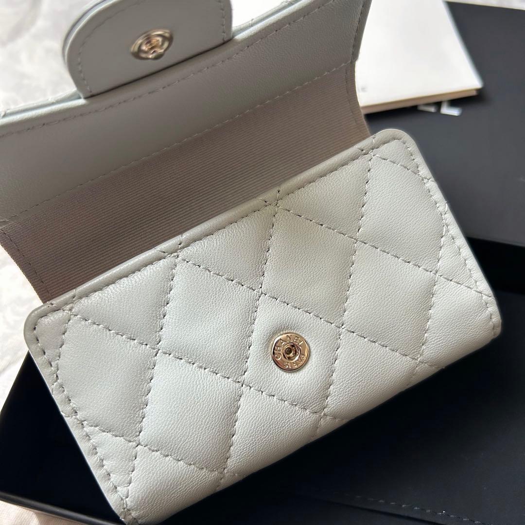 《極美品》 CHANEL マトラッセ キーケース ライトグレー