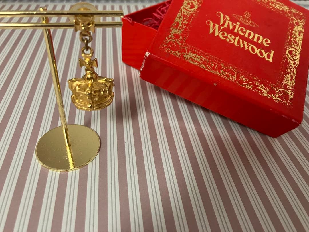 vivienne westwood クラウン　ピアス 楽天市場】ヴィヴィアンウエストウッド（モチーフクラウン）（ピアス