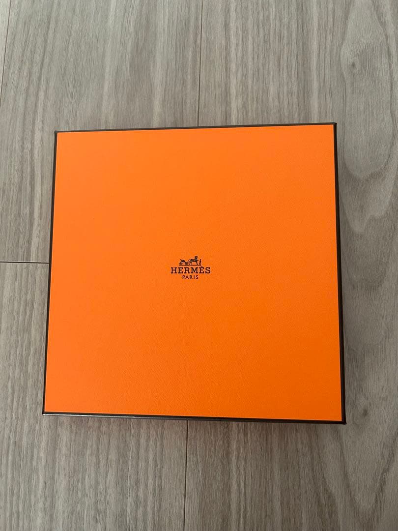 HERMES シルクスカーフ 70cm ミッドナイトフォーブル