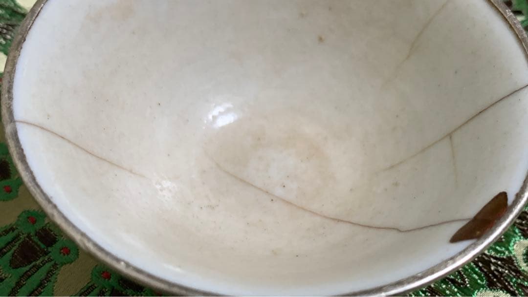 古渡 銀履輪 ビンテージ 中国明朝？薄手白地紅緑彩 猪口 茶杯 茶碗