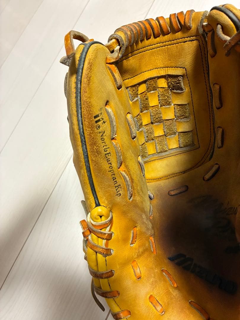 社会人野球ノンプロ選手支給品 Mizuno 硬式グローブ ブラウン