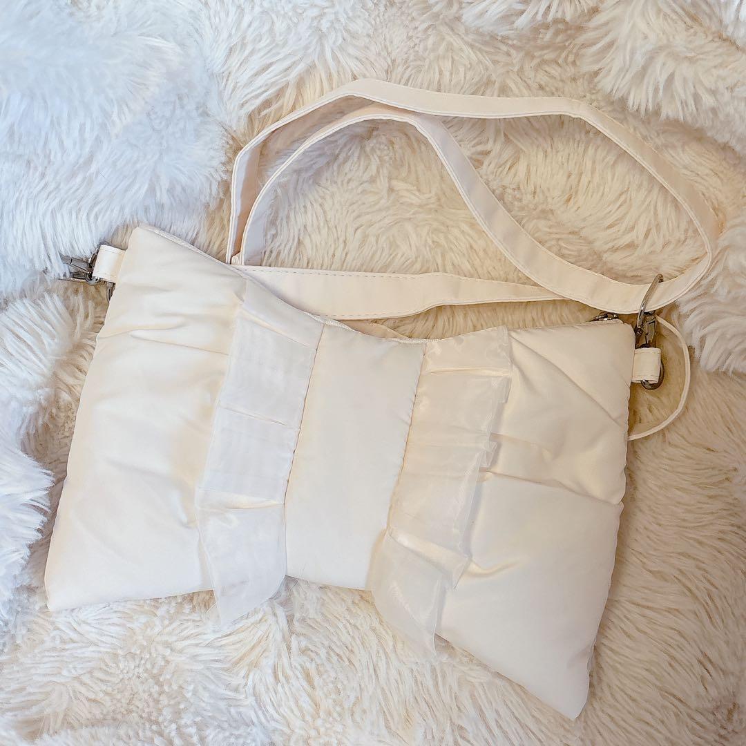 ニューバランス ミニベラバッグ 海外限定 ショルダーバッグ フリル 白