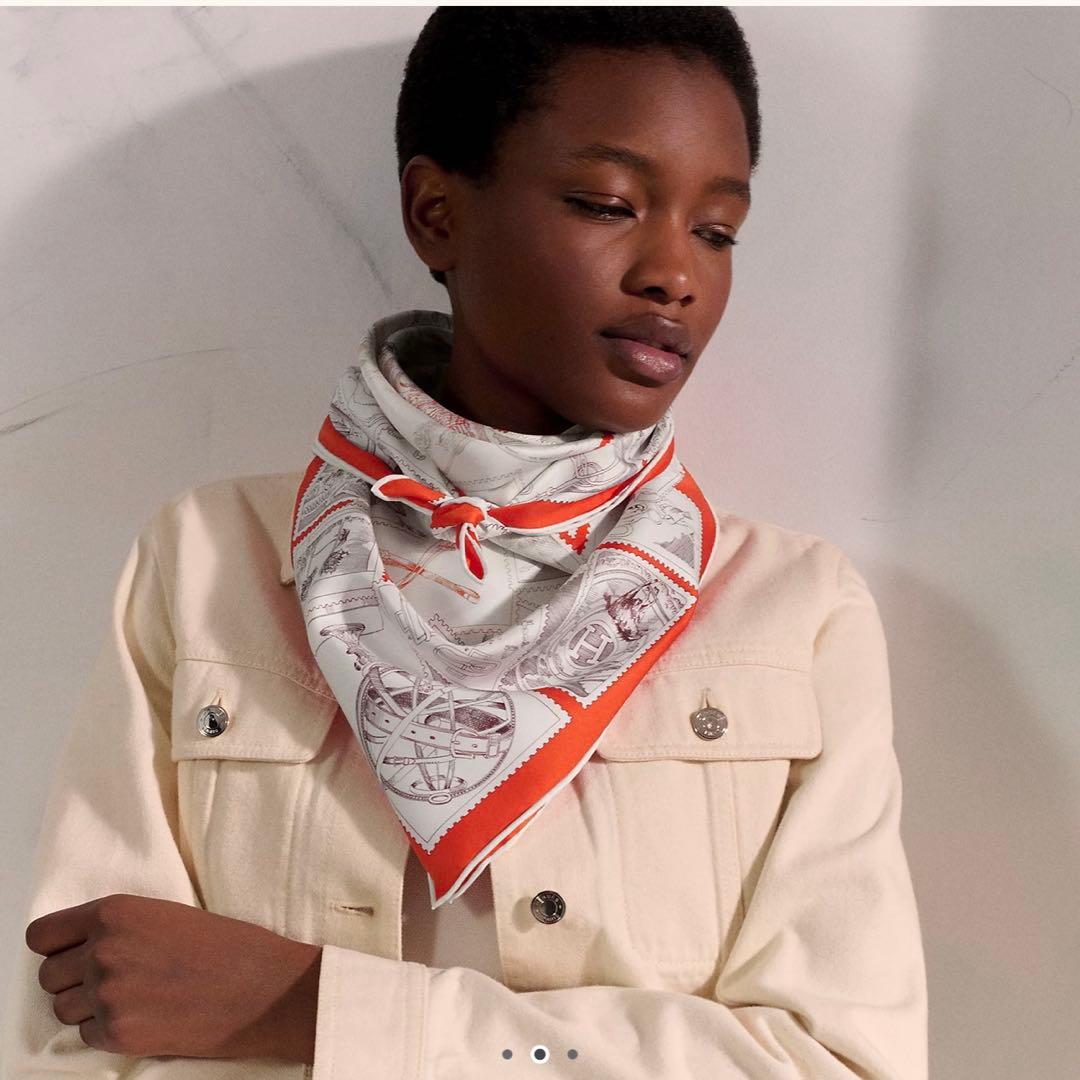 新品未使用】エルメス カレ 90 《フォーブルの切手愛好家》 - メルカリ