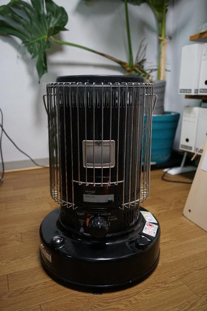 TOYOTOMI KS-67H 石油ストーブ 大阪 KS-67H | 暖房製品 | トヨトミ-TOYOTOMI 公式サイト