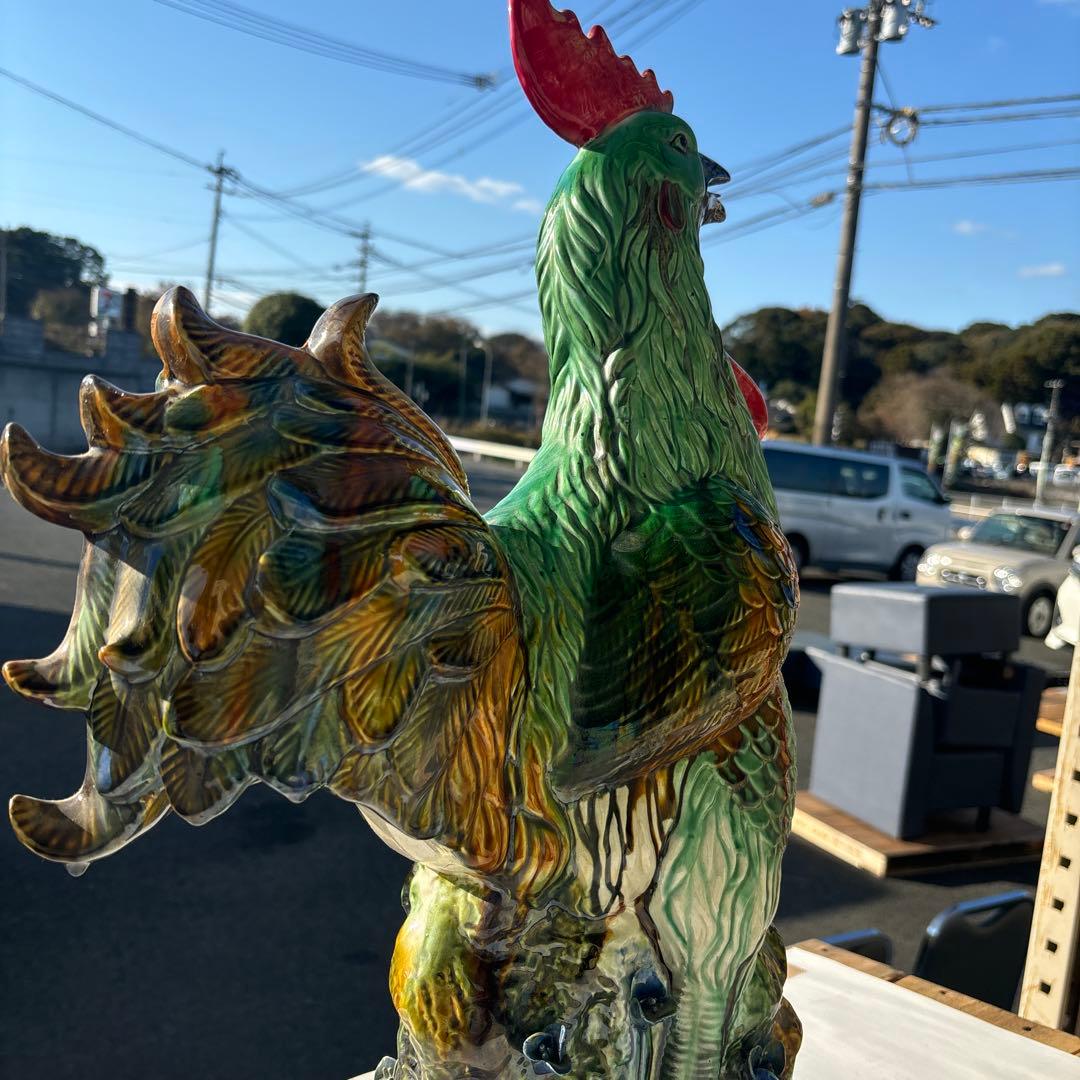 色鮮やかな陶器製ニワトリ置物 色鮮やかな陶器製ニワトリ置物 色鮮やか