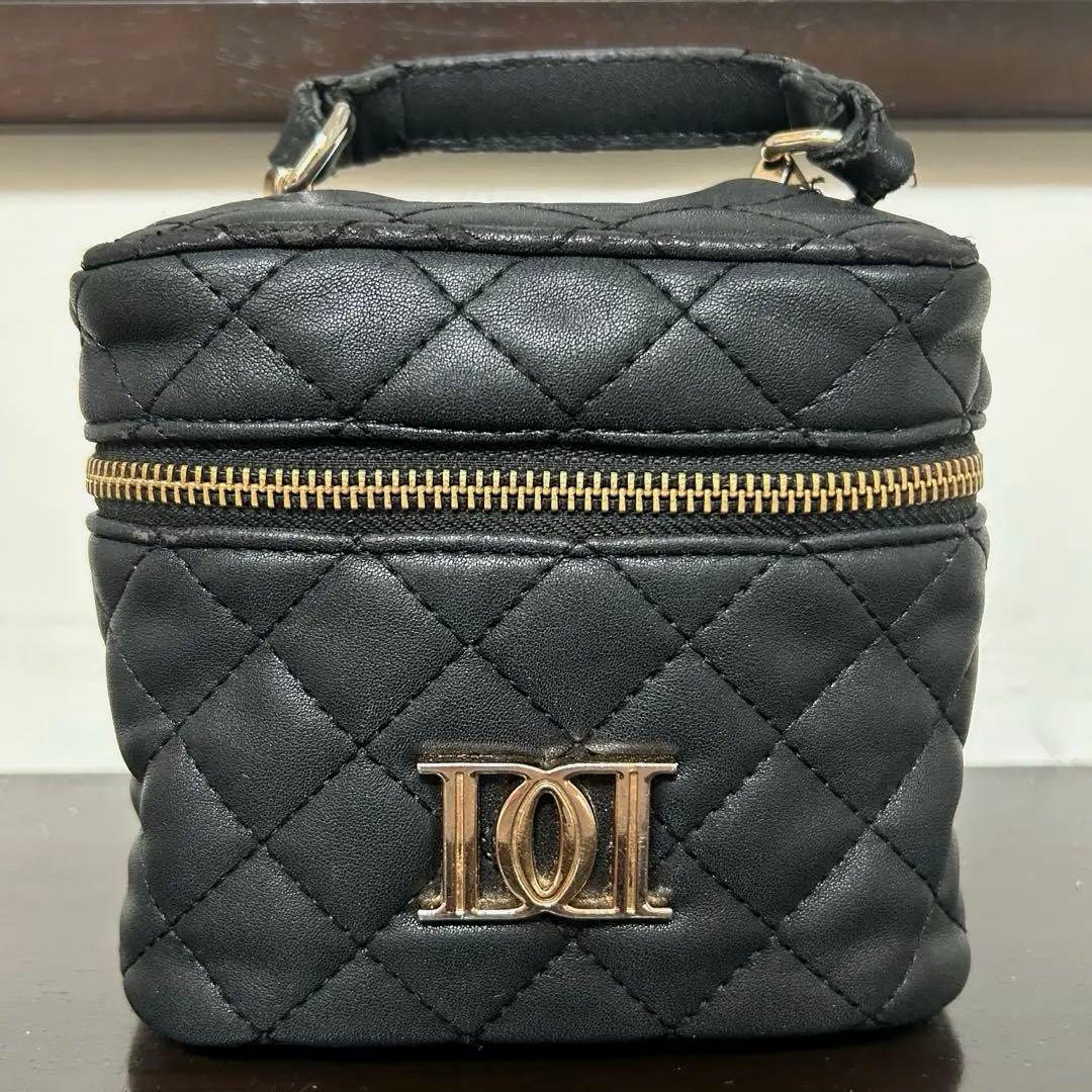 Darich ダーリッチ バニティバッグ キルティング ゴールドパーツ