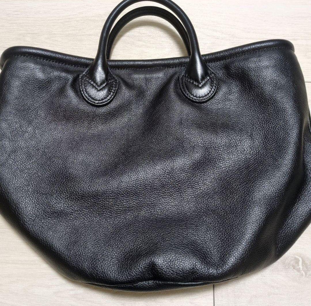 a*o様 【美品】 レザーなのにペットボトルより軽いバッグ SEAU