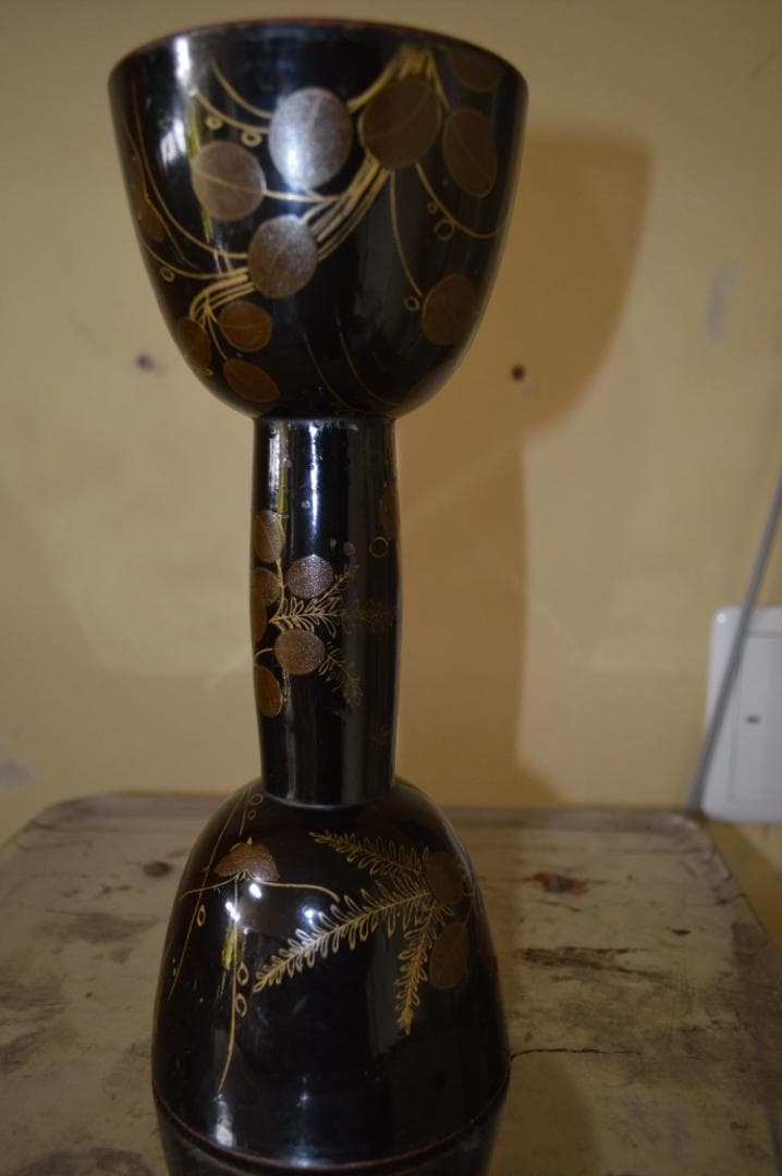 小鼓　胴内手彫　かんな目が美しい