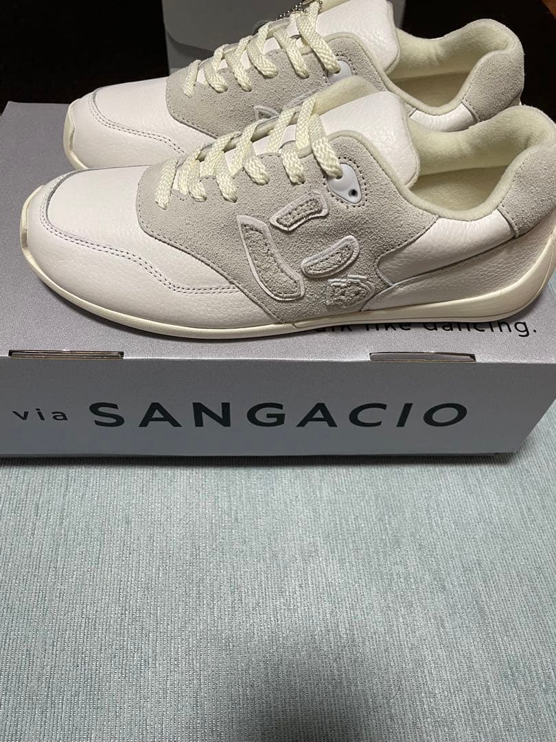 DRIVE | SANGACIO Via sangacioにゅ～ずDRIVE TOWN『OFF WHITE』