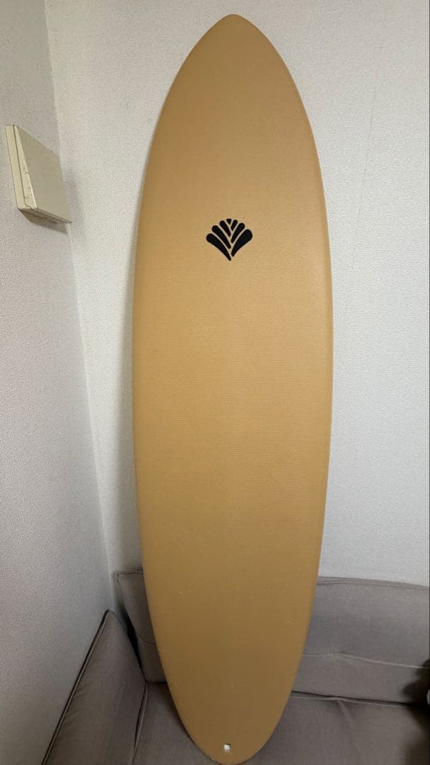 Beach Access 6,4 ミッドレングス サーフボード ワックスフリー - メルカリ