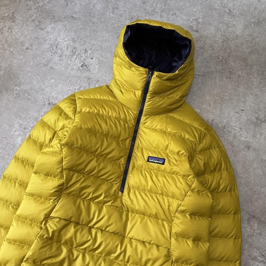 未使用級 パタゴニア ダウンセーターフーディ プルオーバー S TXTG