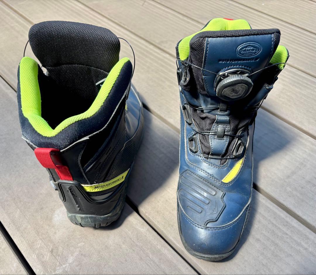 KUSHITANI アドーネシューズ　K-4565 25.5cm【箱は無し】