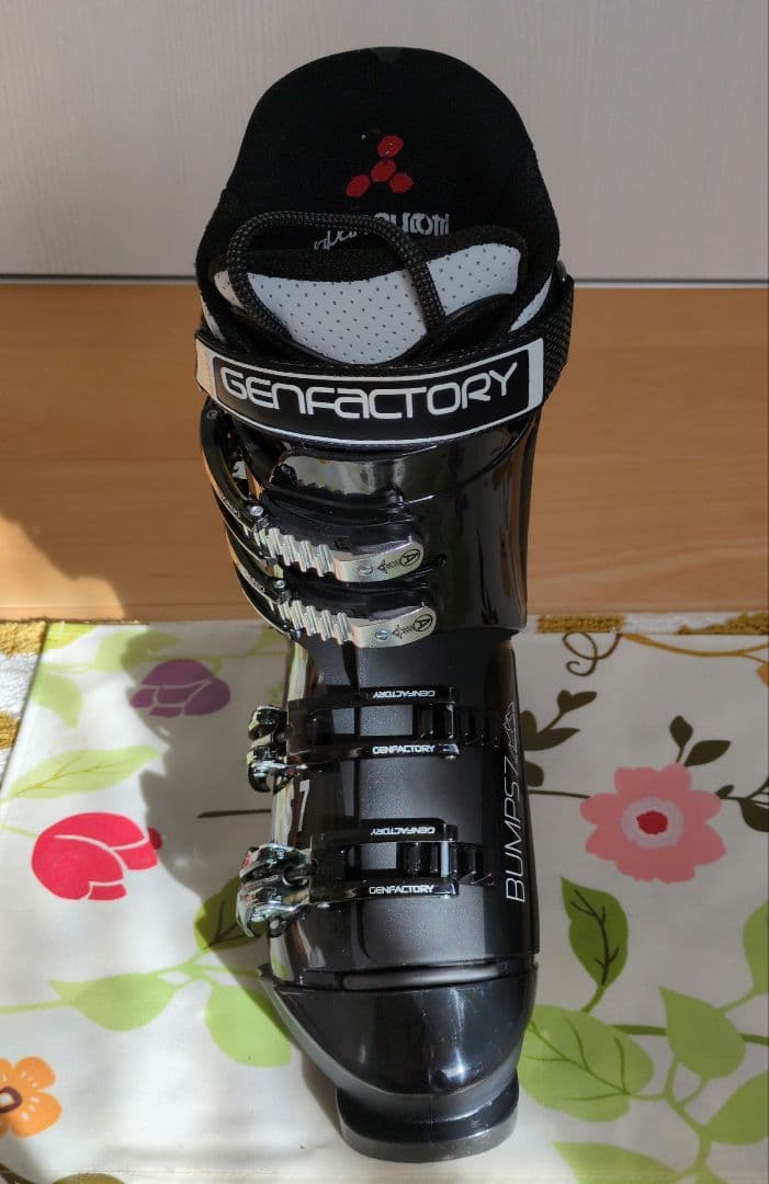 GEN BUMPS7 スキーブーツ　26.0cm