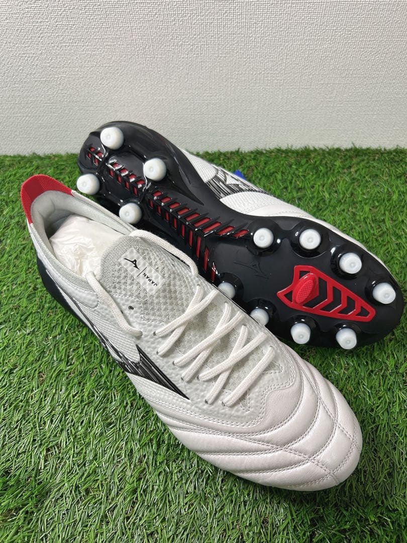 【希少限定品！】モレリアネオ4β ホワイト 27.5cm P1GA234009