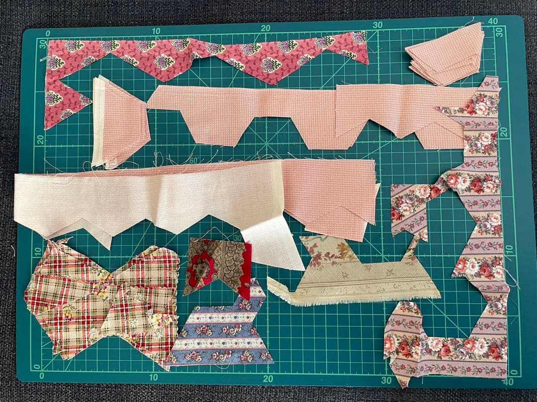 478）ヘキサゴン 正六角形 パッチワーク 製作途中 カット布 - メルカリ