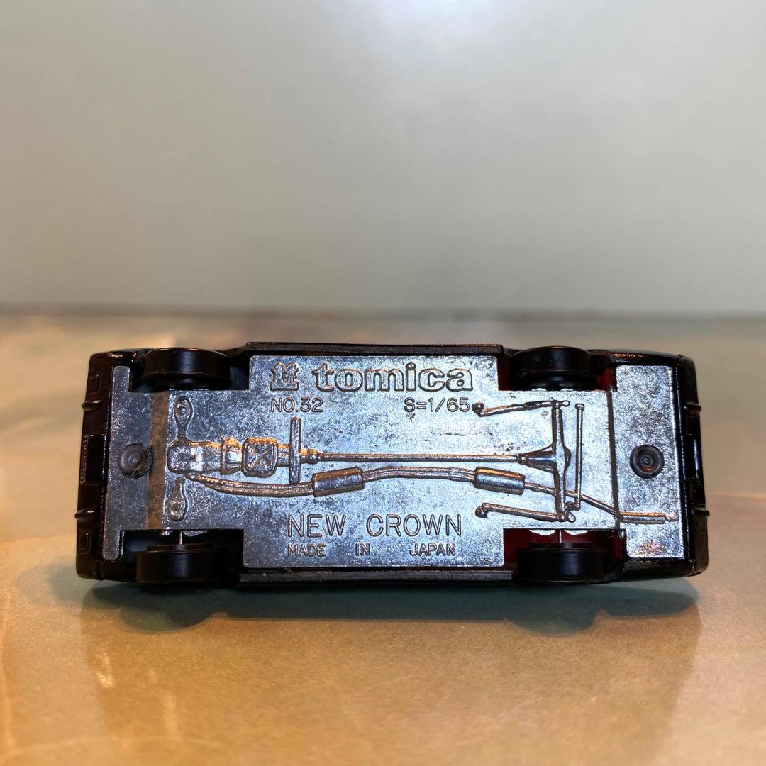 トミカNO.4 トヨタニュークラウンパトロールカー 黒箱 日本製 - メルカリ