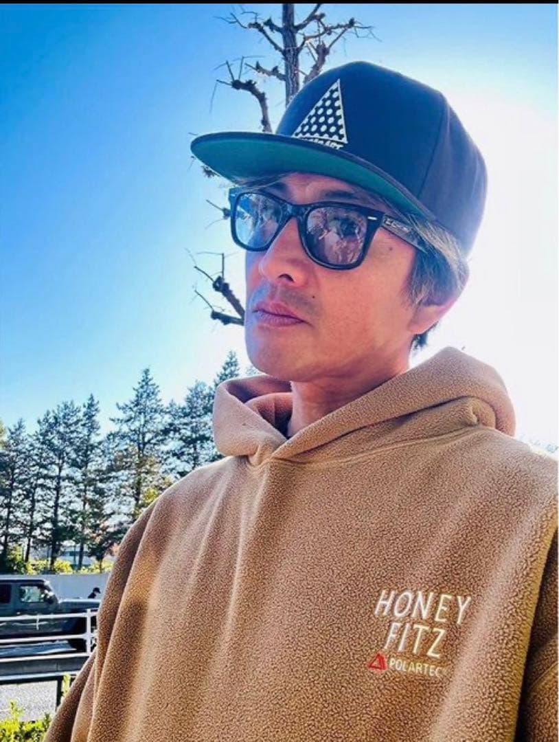 love ear artキャップ キムタク着 - メルカリ