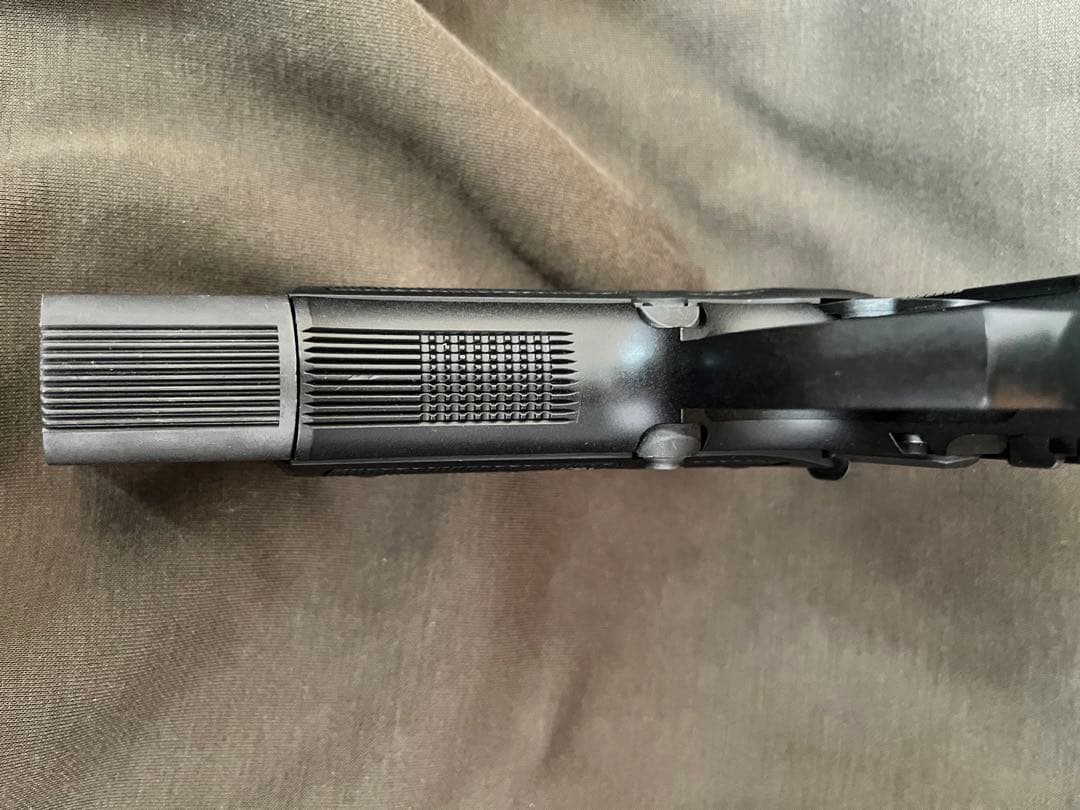 ⭐︎マルイM9A1ロングマガジン&予備マガ2&ホルスターも付いてます(*´