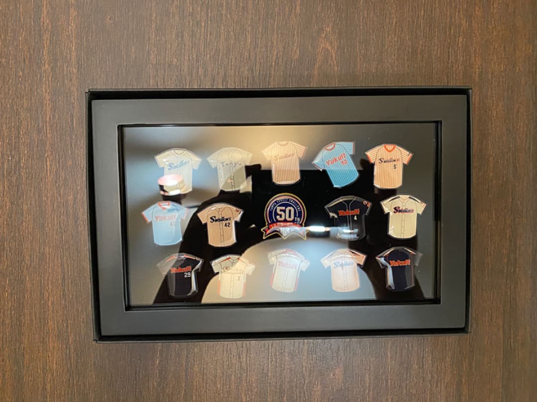 東京ヤクルトスワローズ 歴代ユニフォームピンバッジセット 2024 50