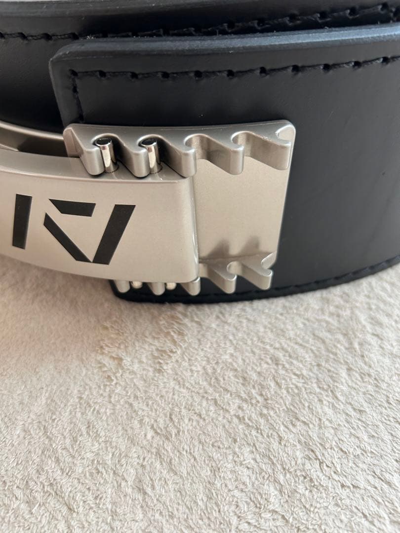 ほぼ未使用】A7パワーリフティングベルト10mm Mサイズ - メルカリ