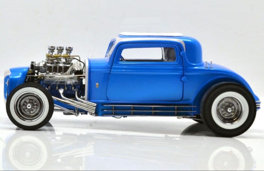 LITTLE DEUCE COUPE