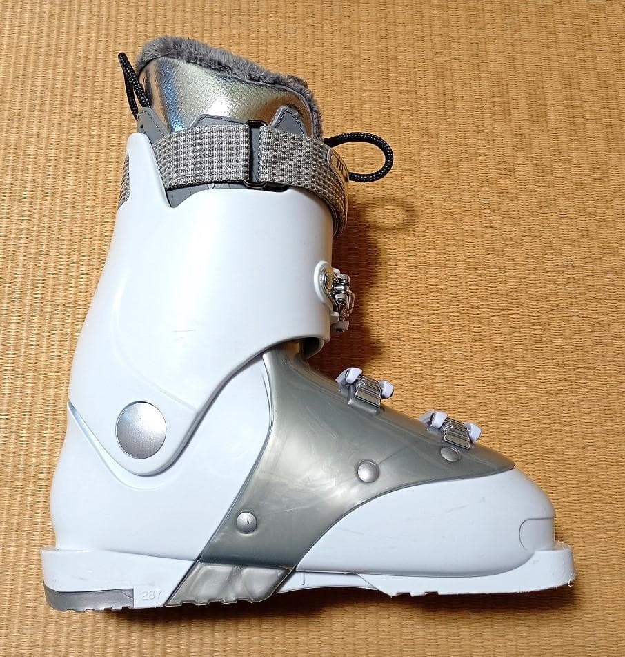 24.0〜24.5cm スキーブーツ GENFACTORY CARVE-5