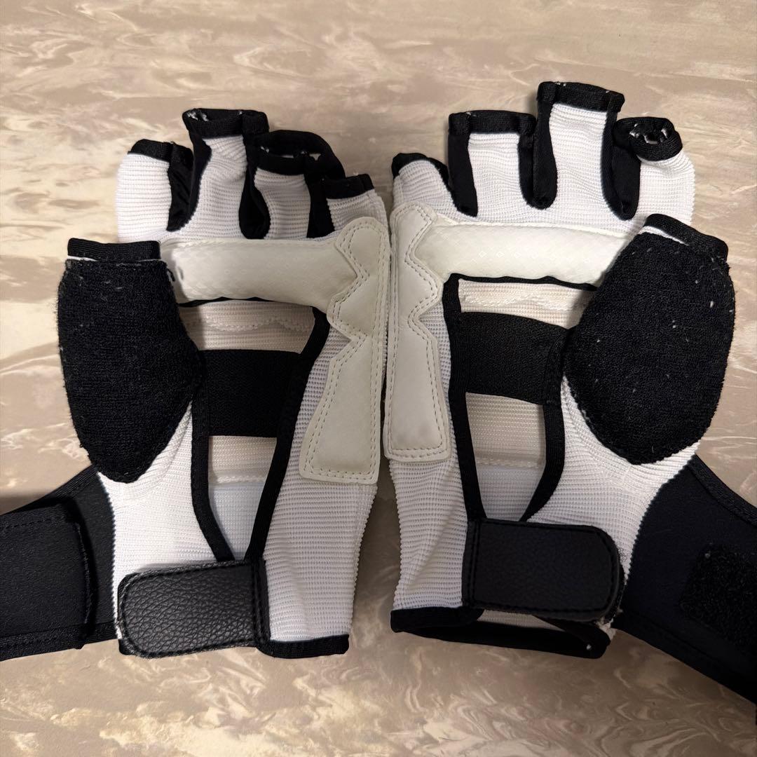 LAVA 暗闇キックボクシング グローブ シューズのセットMサイズ - メルカリ