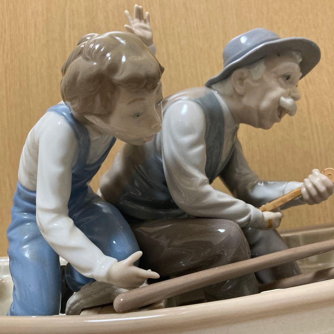 リヤドロ おじいちゃんと魚釣り