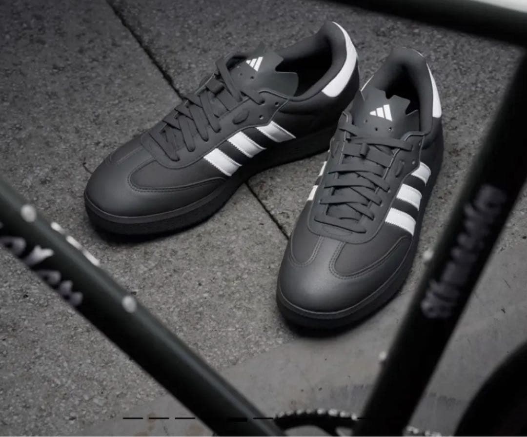 アディダス VELOSAMBA MWN 2 サイクリングシューズ 28cm