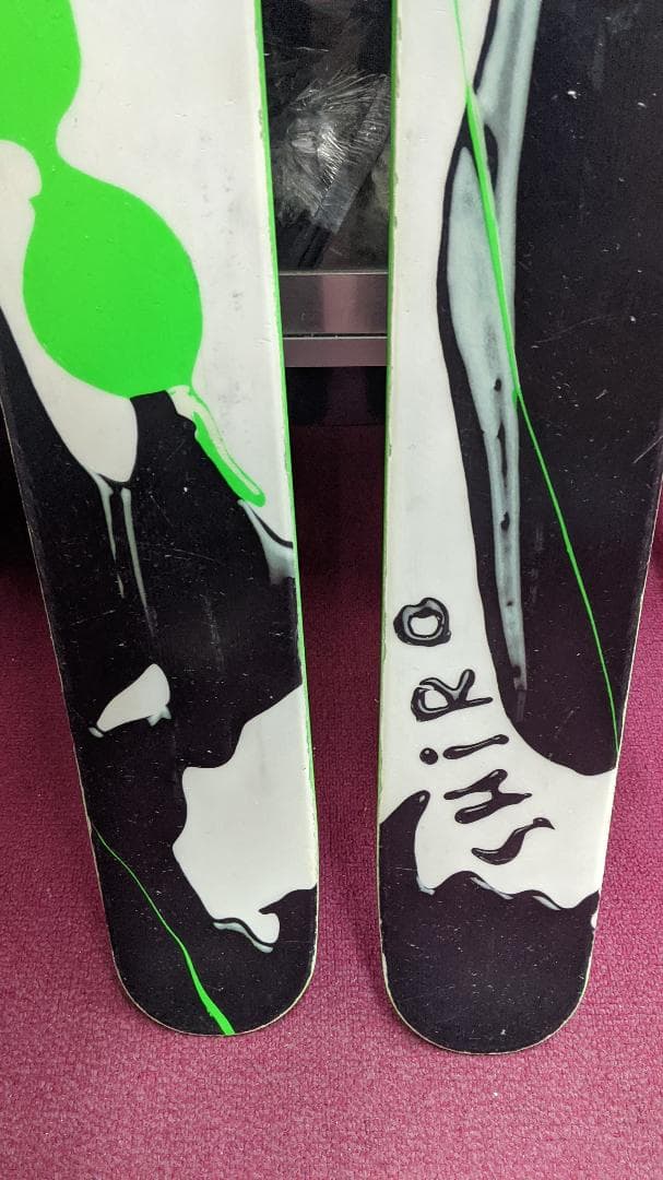 183 VOLKL SHIRO 119 スポーツ ウィンタースポーツ スキー