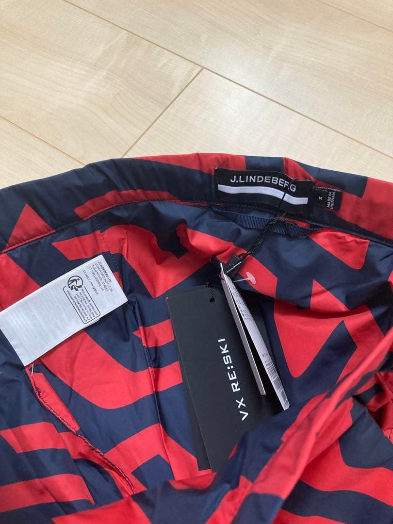 新品】リンドバーグJ.LINDEBERG/ キルティングダウンスカート/総柄