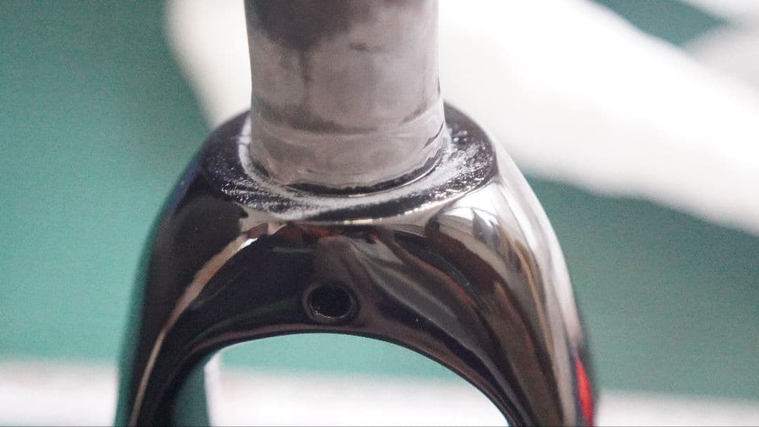 14インチホイール用エンド幅74mmディスクブレーキ対応カーボンフロント