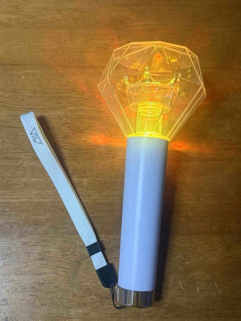 M!LK ペンライト ミルクラスタル スティック2 - メルカリ