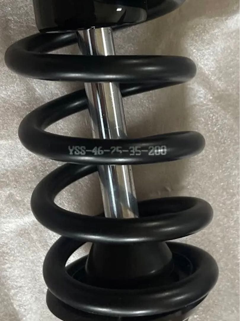 ほぼ新品 YSS RE302-330T-37-B GSX1400 リアショック - メルカリ