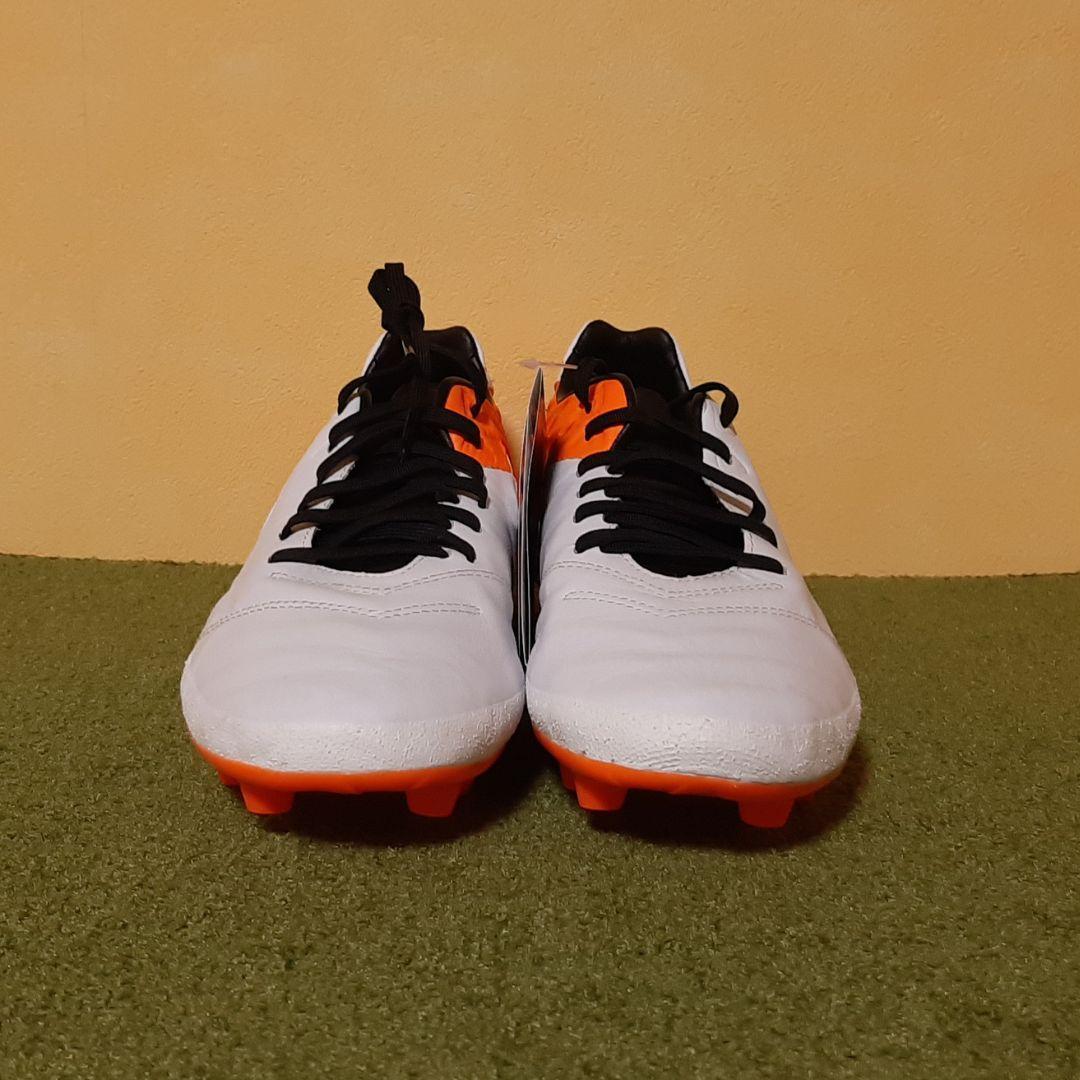 新品 サッカースパイク ナイキ ティエンポ HG 廃盤 激レア 26.5cm