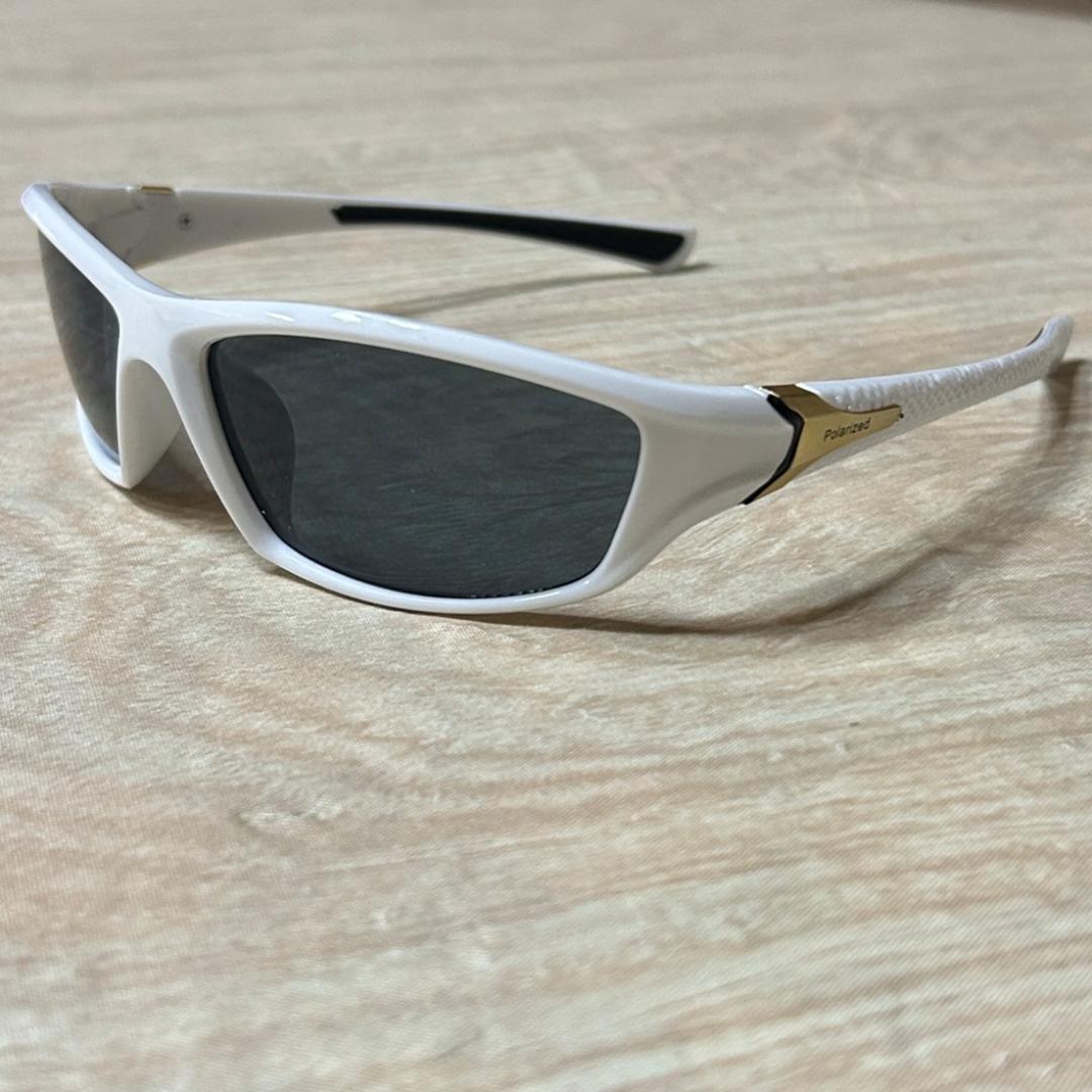 №162 スポーツサングラス ホワイト・ブラック 送料無料 新品未使用