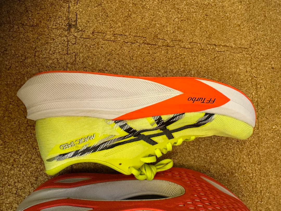 ASICS マジックスピード4 イエロー　26.5cm