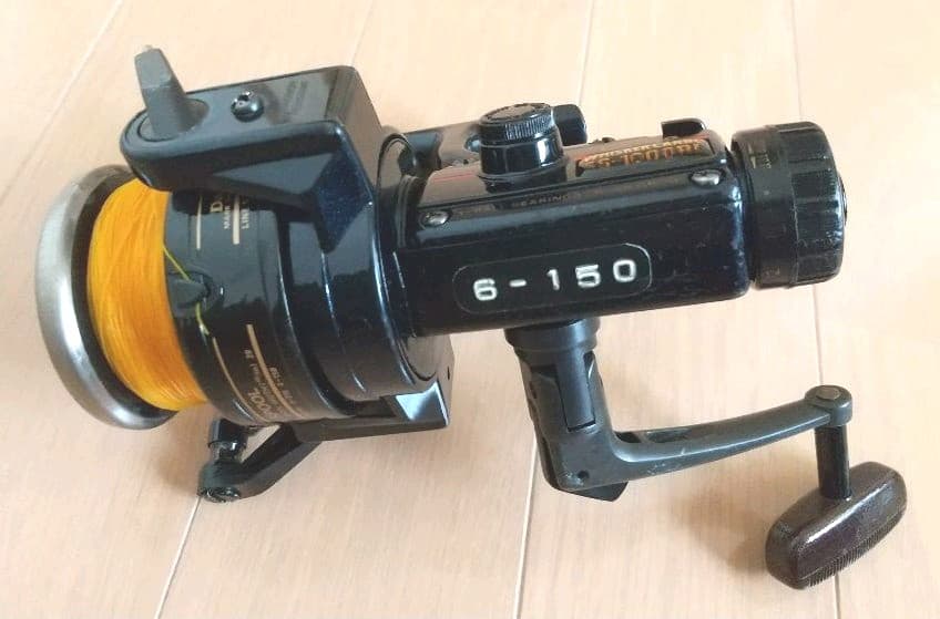 ダイワ ウィスカーカーボ SS1000RD 軽量リアドラグリール《希少品》